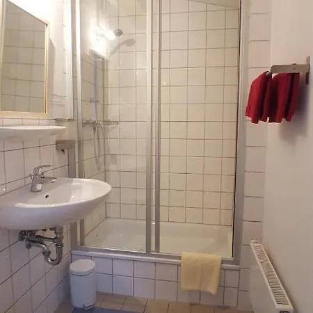 Bed & Breakfast Herrenhaus Libnow